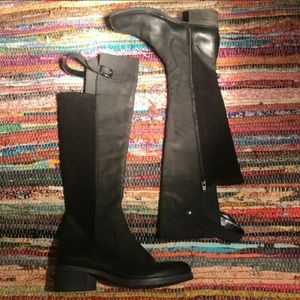 Black Knee BOOTS 😛